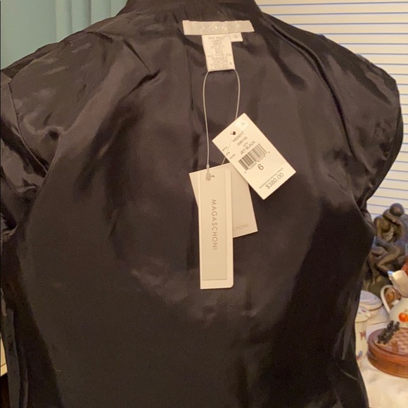 Magaschoni wool/silk blazer jet black size 6 NWT - Picture 8 of 9